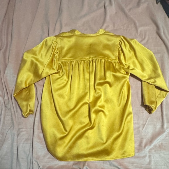 DVF Rona Silk Button-Front Blouse – Size 2 (Mustard/Gold) - Picture 4 of 6